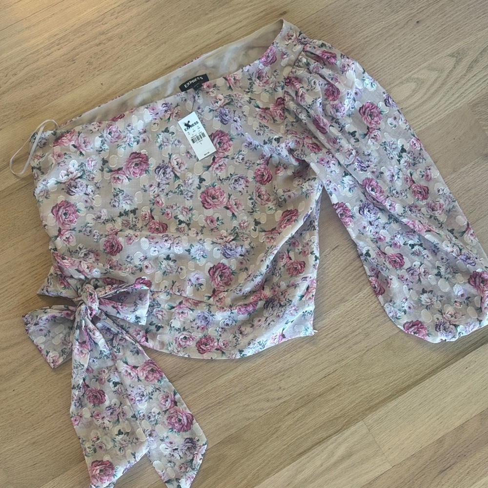Express Floral Off-Shoulder Top